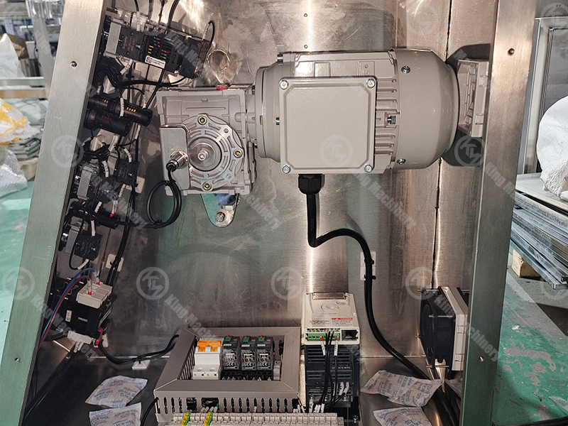 KM V Type Powder Mixer7