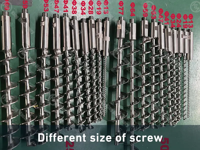 Screws2